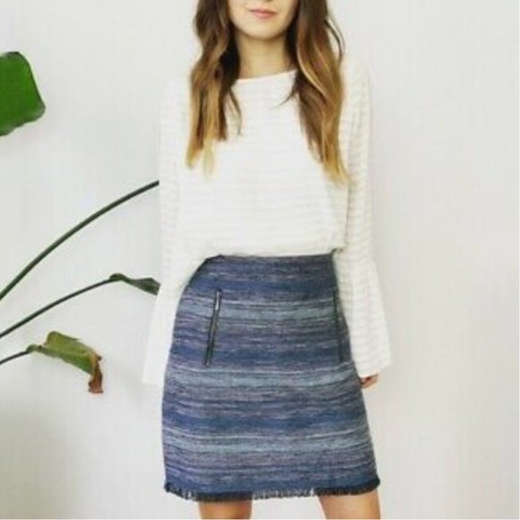 Ann Taylor LOFT Blue Tweed Zip Pocket Frayed Hem Skirt Sz 4 - Picture 1 of 11